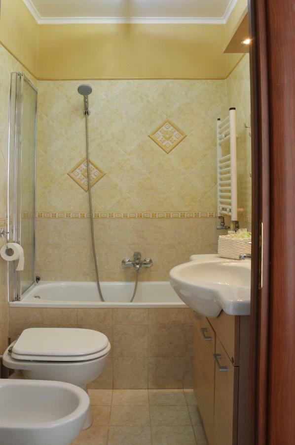 St. Joseph Suite Наполи Екстериор снимка