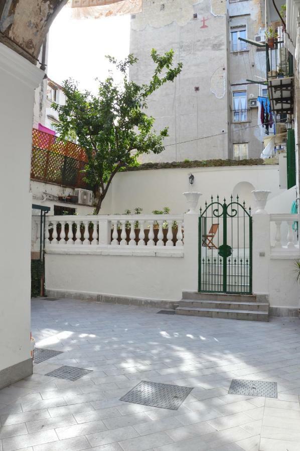 St. Joseph Suite Наполи Екстериор снимка